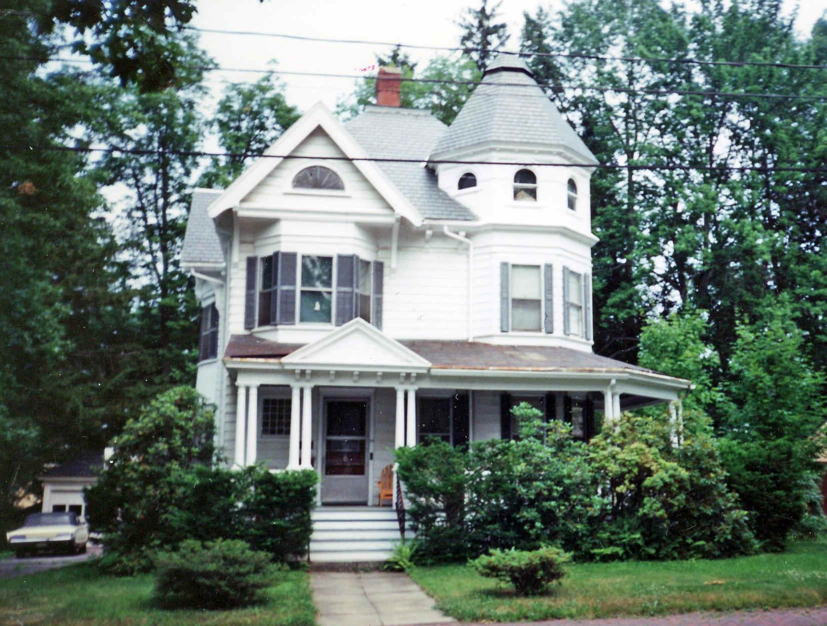 22 Lexington Street, Dover, NH